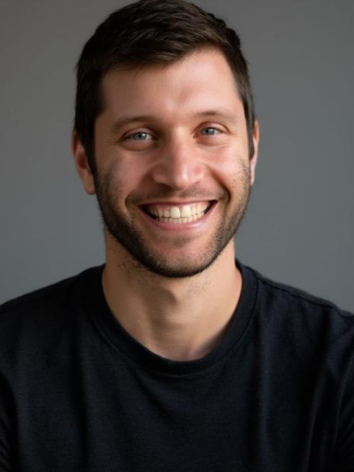 Picture of Roee Sherrer